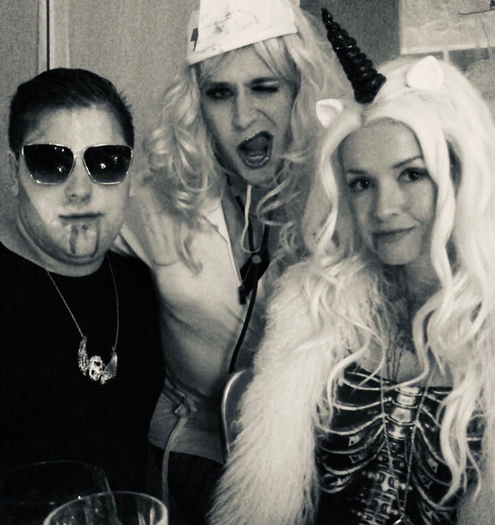 Beautiful Hollywood Party Like a Psychic 2